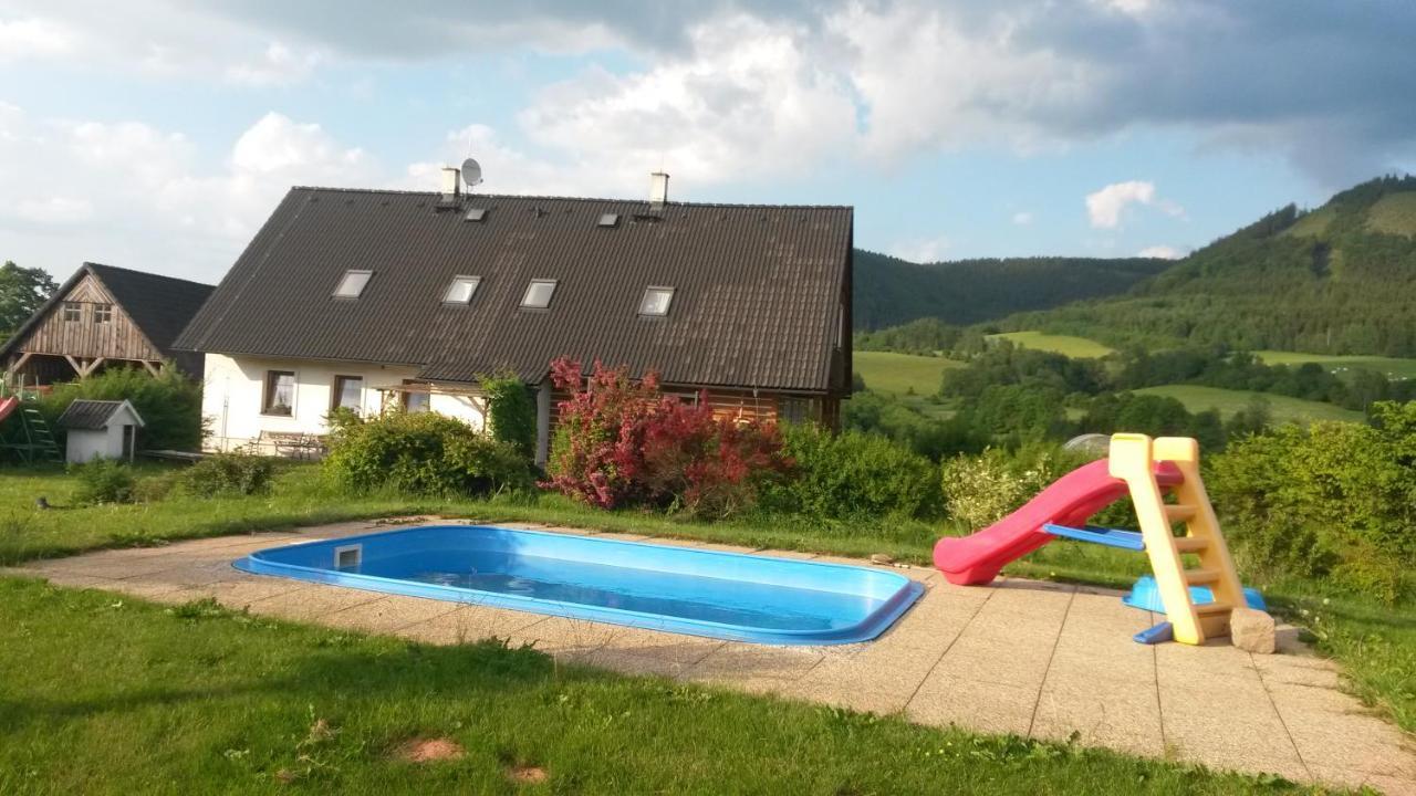 Apartman V Chaloupce Na Vrsku Bernartice  Bagian luar foto