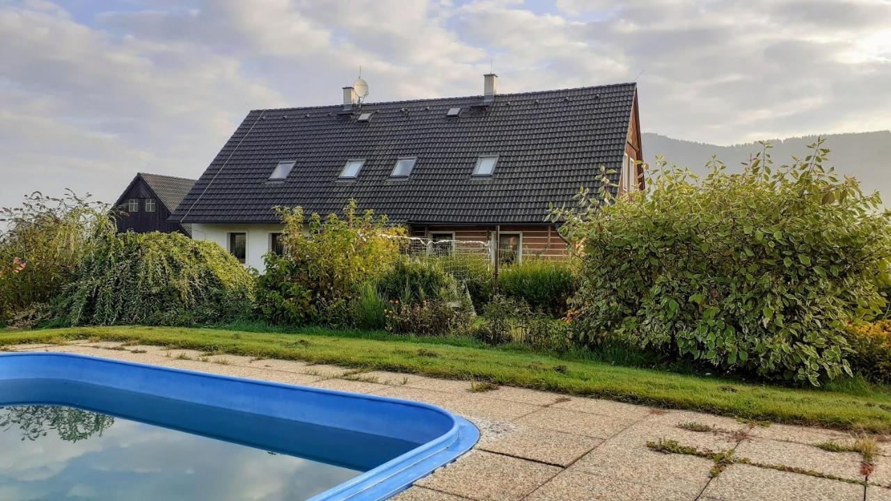 Apartman V Chaloupce Na Vrsku Bernartice  Bagian luar foto