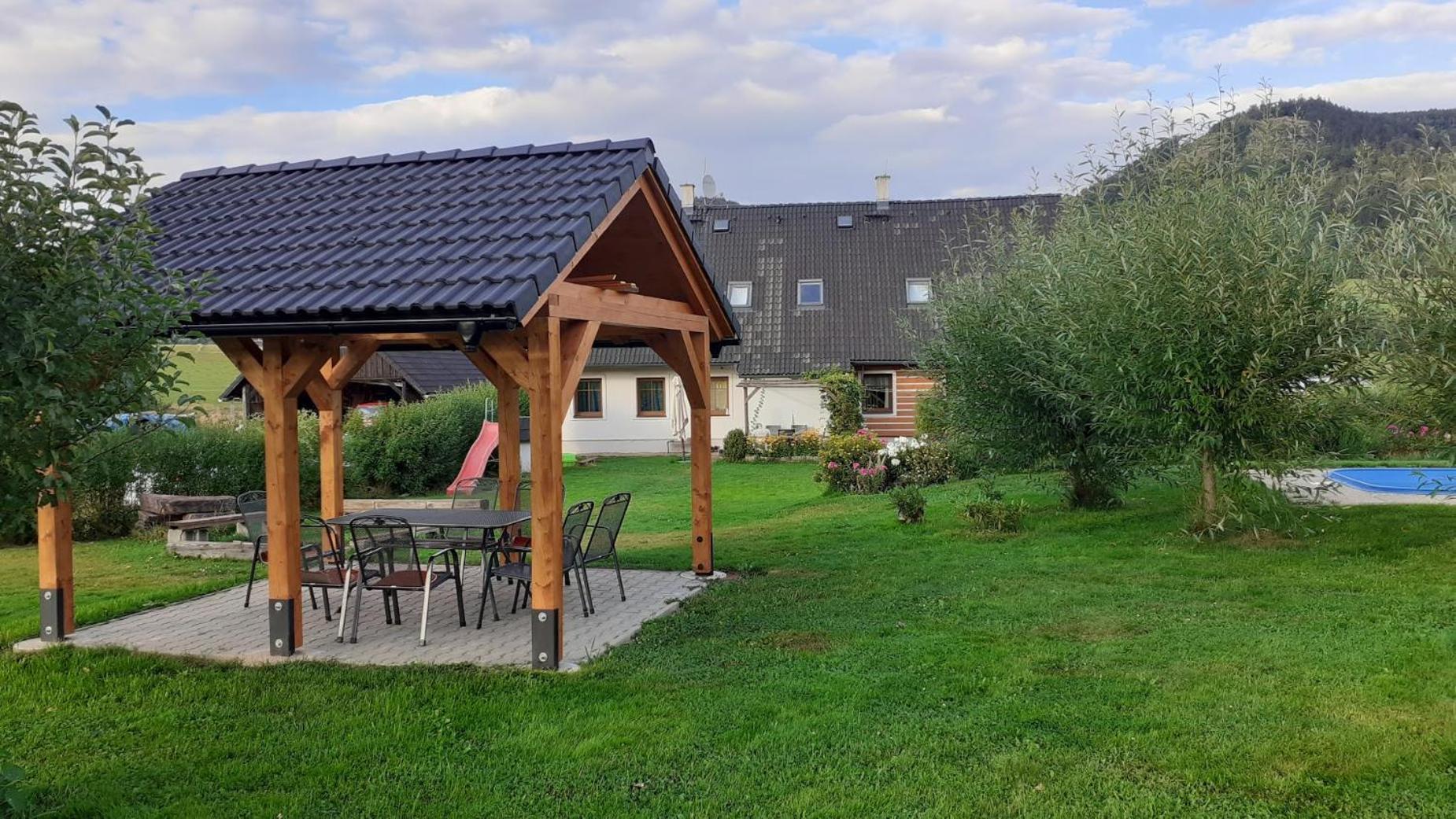 Apartman V Chaloupce Na Vrsku Bernartice  Bagian luar foto
