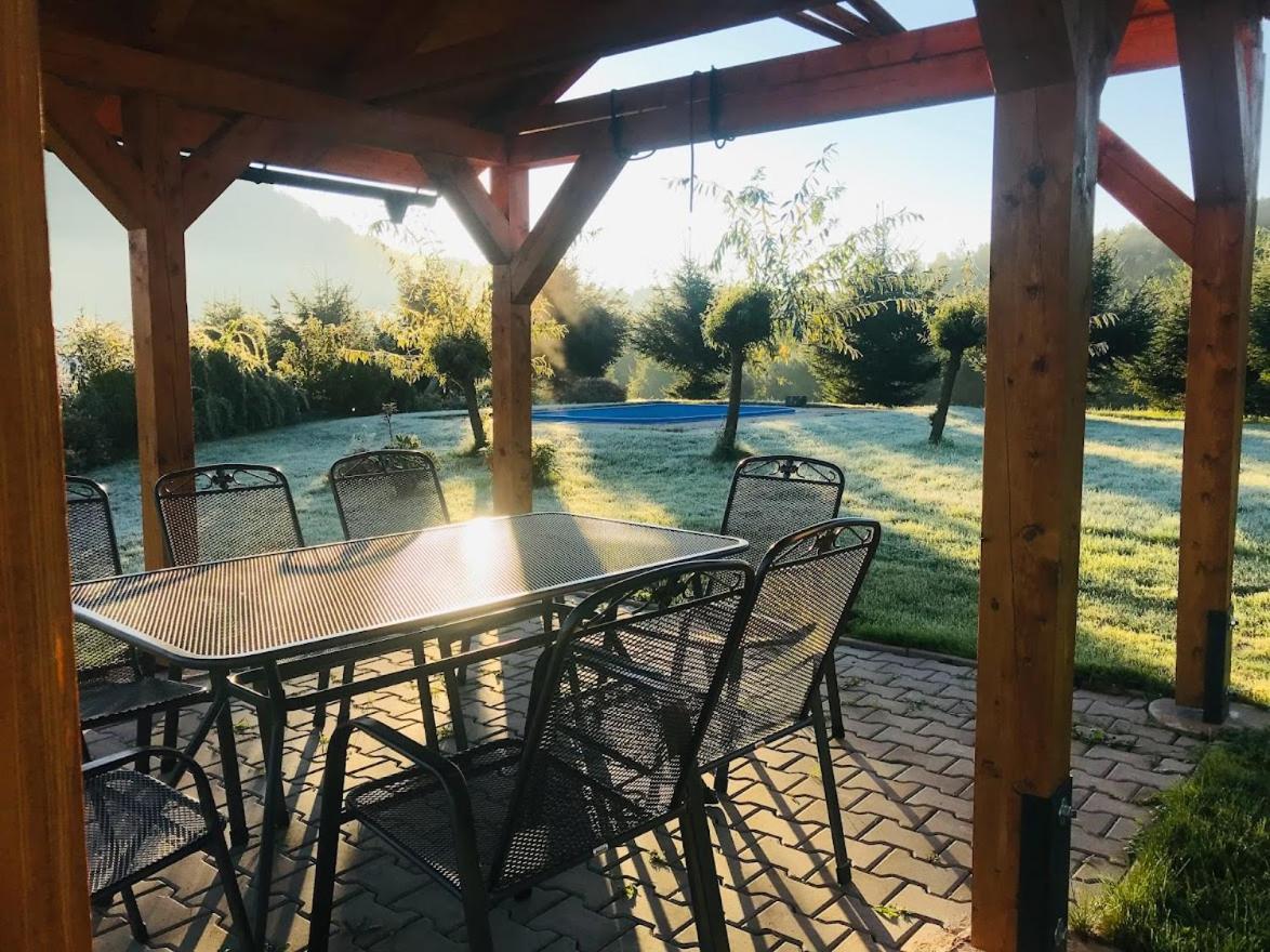 Apartman V Chaloupce Na Vrsku Bernartice  Bagian luar foto